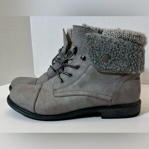 Cliffs by White Mountain Grey Winter Boots, Size 9.5